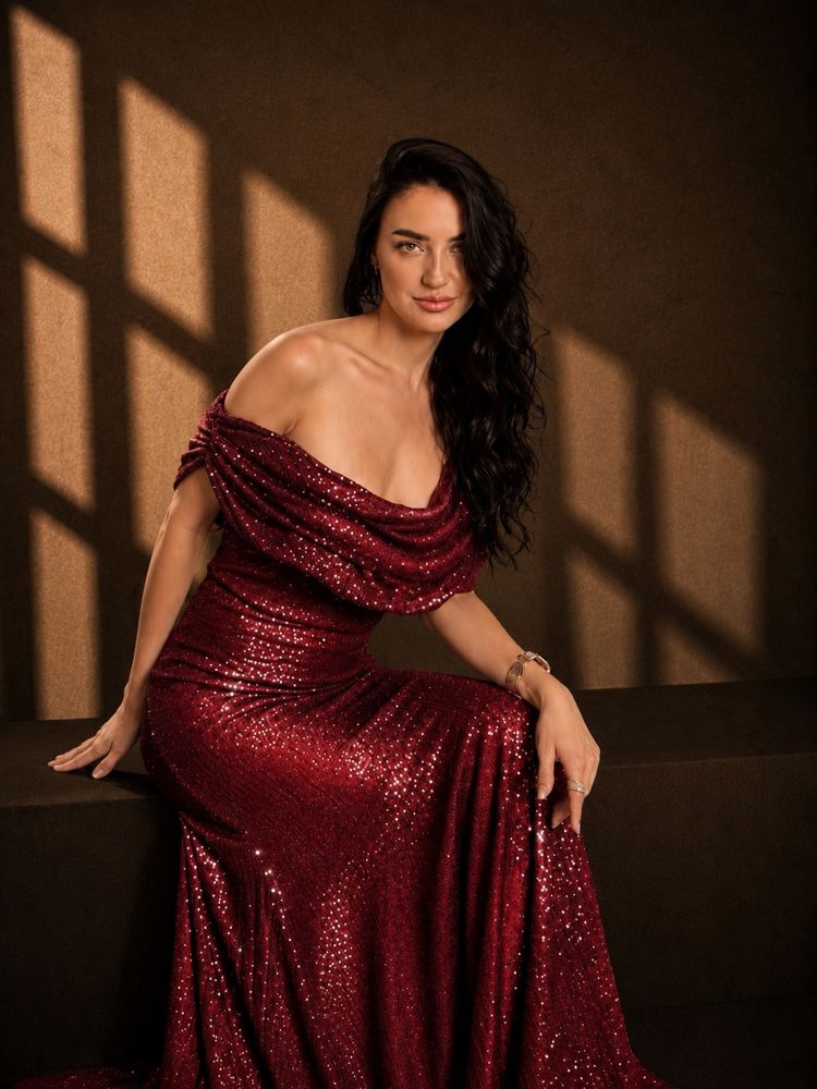 Off-Shoulder Sequin Gown_thumbnail_0