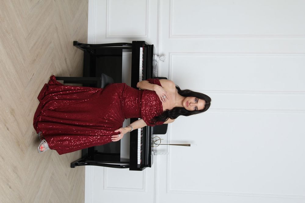 Off-Shoulder Sequin Gown_thumbnail_3