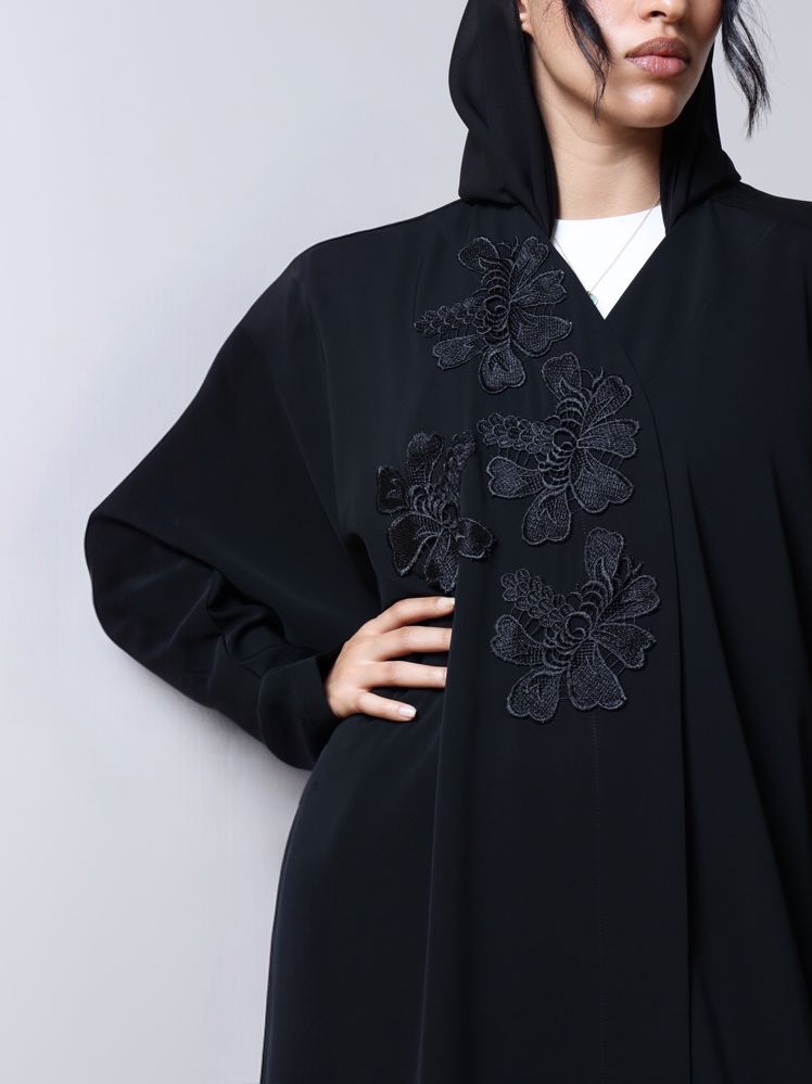 CLASSIC WITH FLORAL ABAYA_thumbnail_1