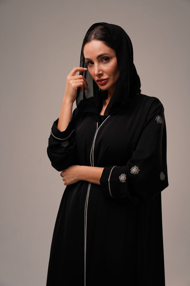 Black abaya with silver embroidery _thumbnail_3