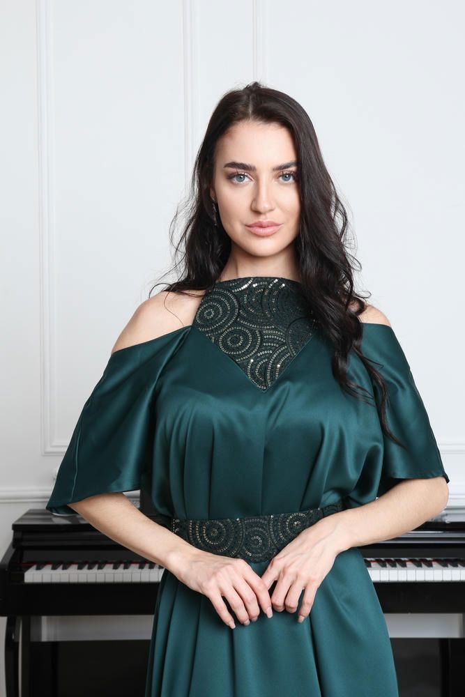 Plain  green silk_thumbnail_2